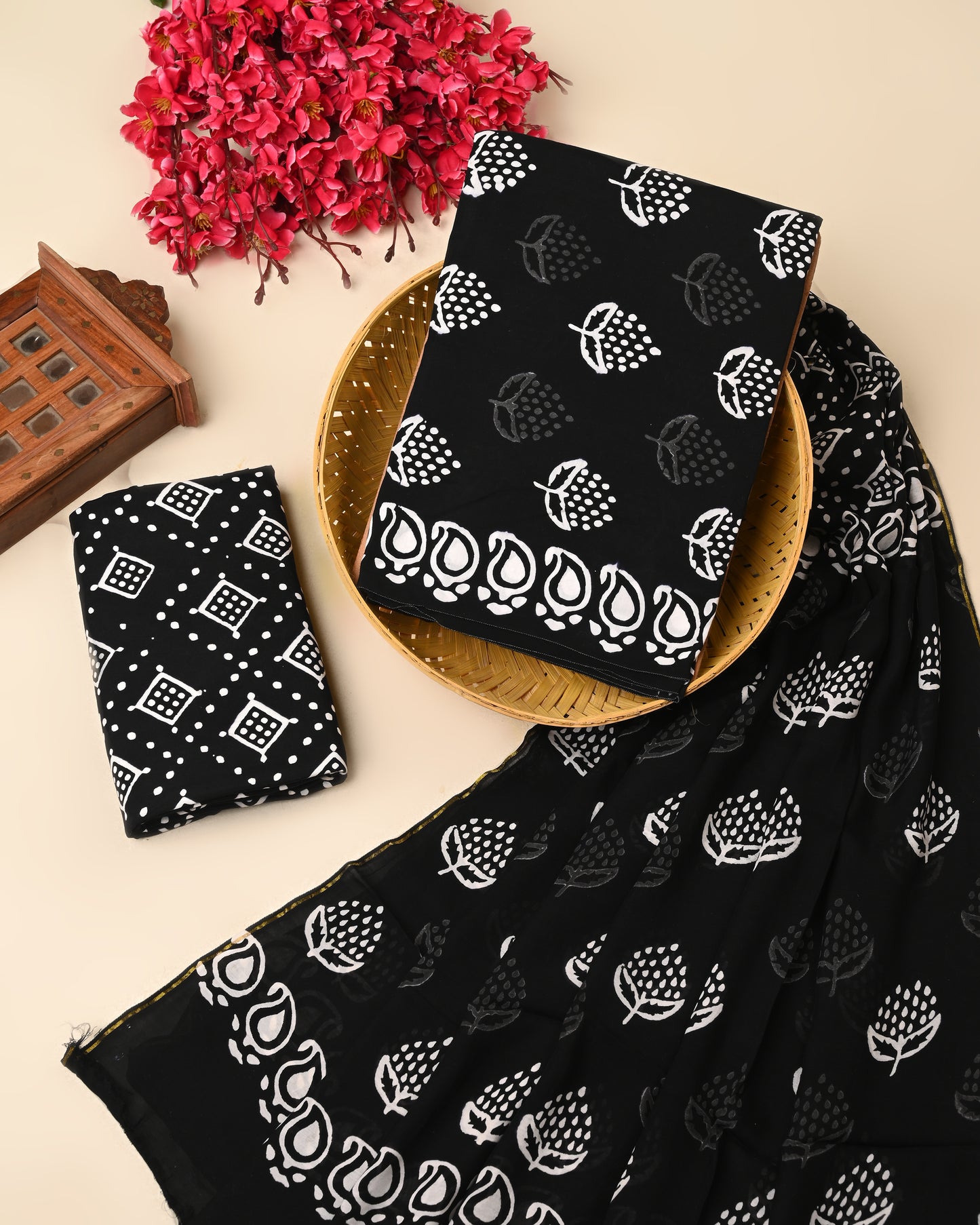 Muslin Suits Sets