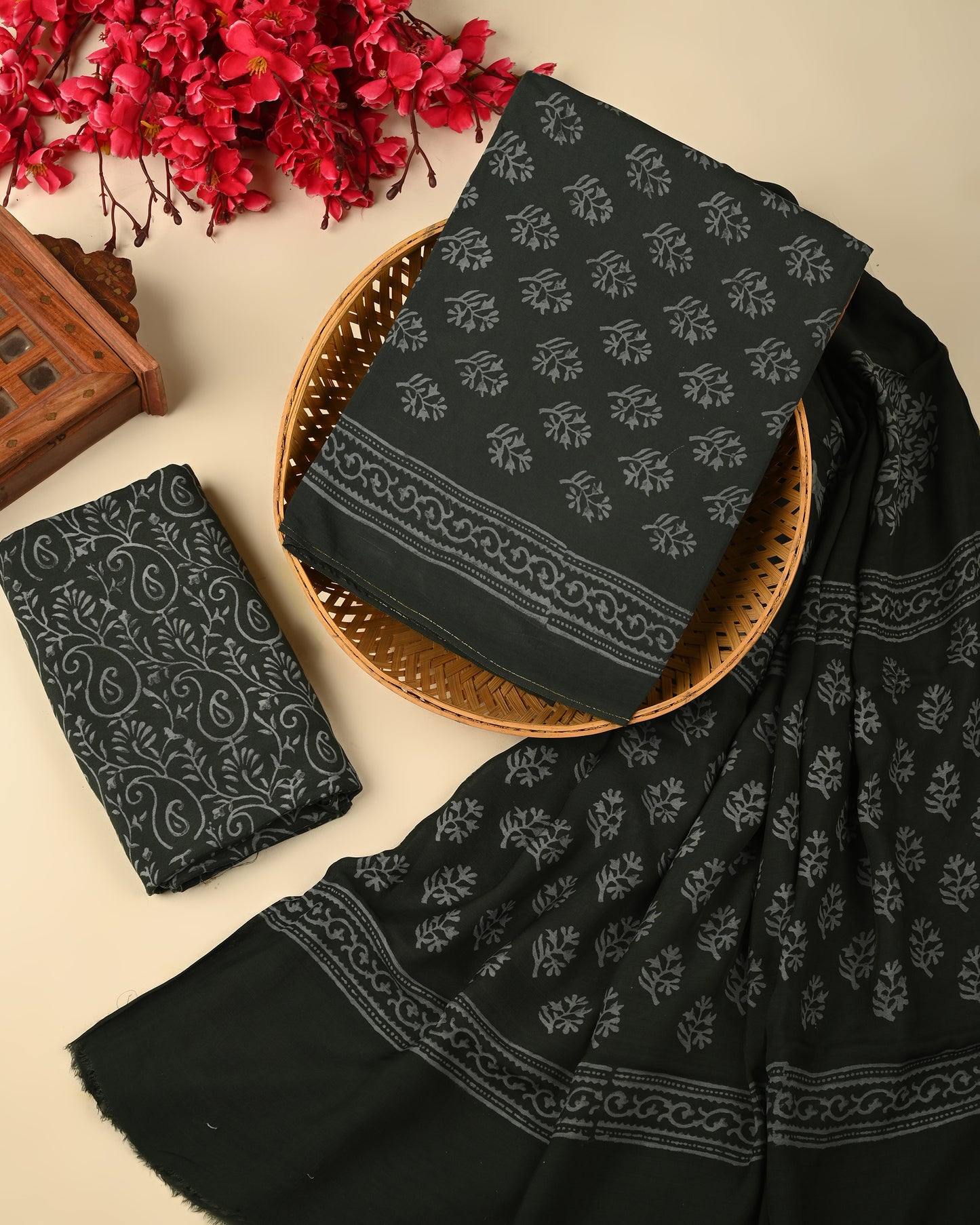 Muslin Suits Sets