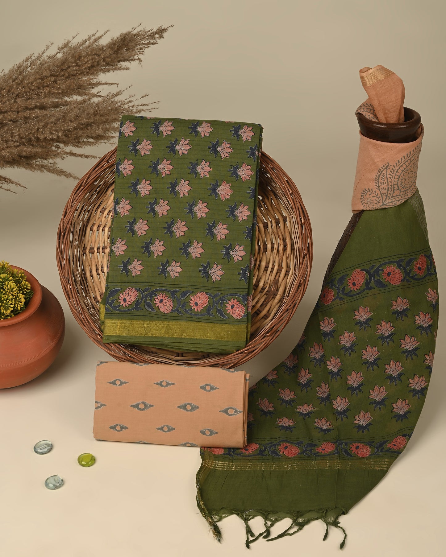 SOUTH COTTON SUITS (MANGALGIRI)