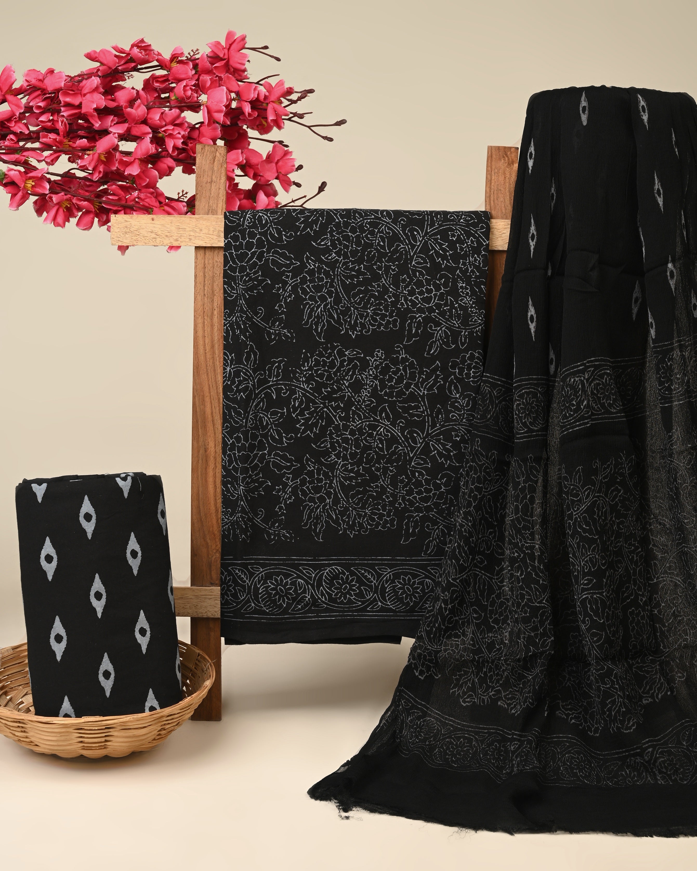 CHIFFON DUPATTA COTTON SUIT