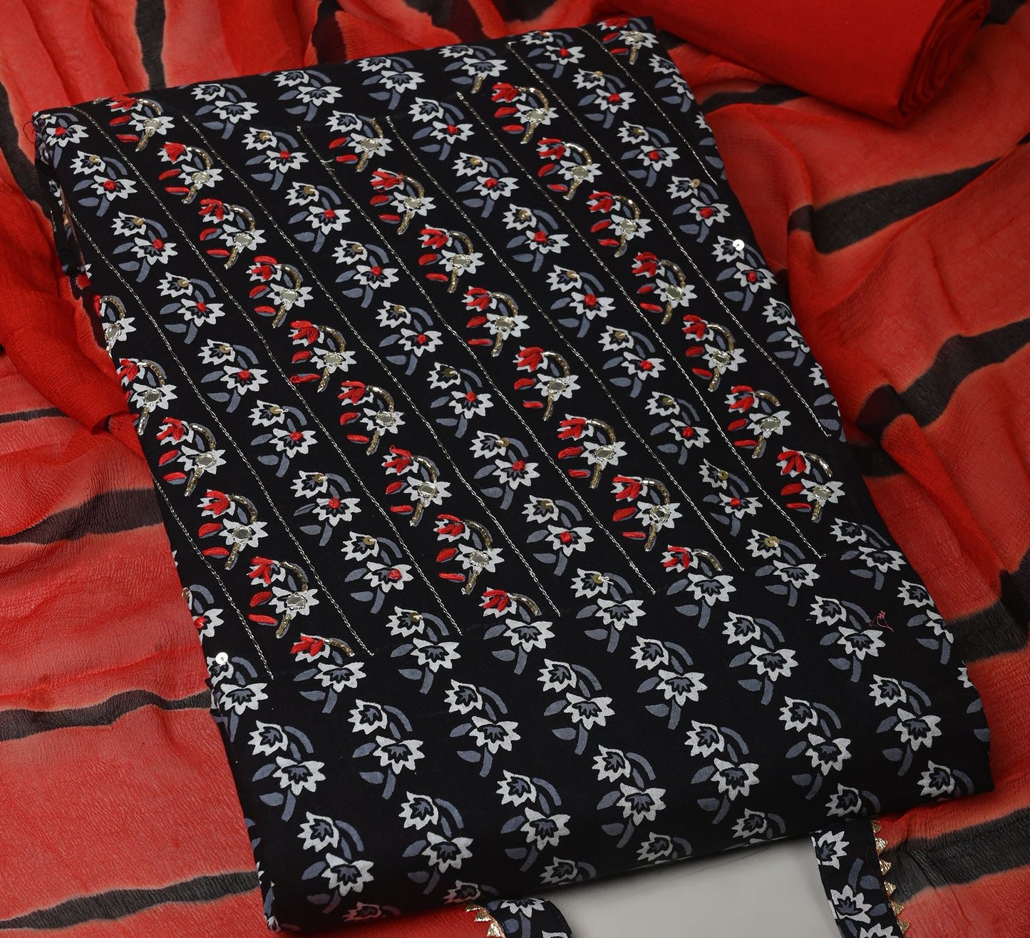 HAND WORK SUIT