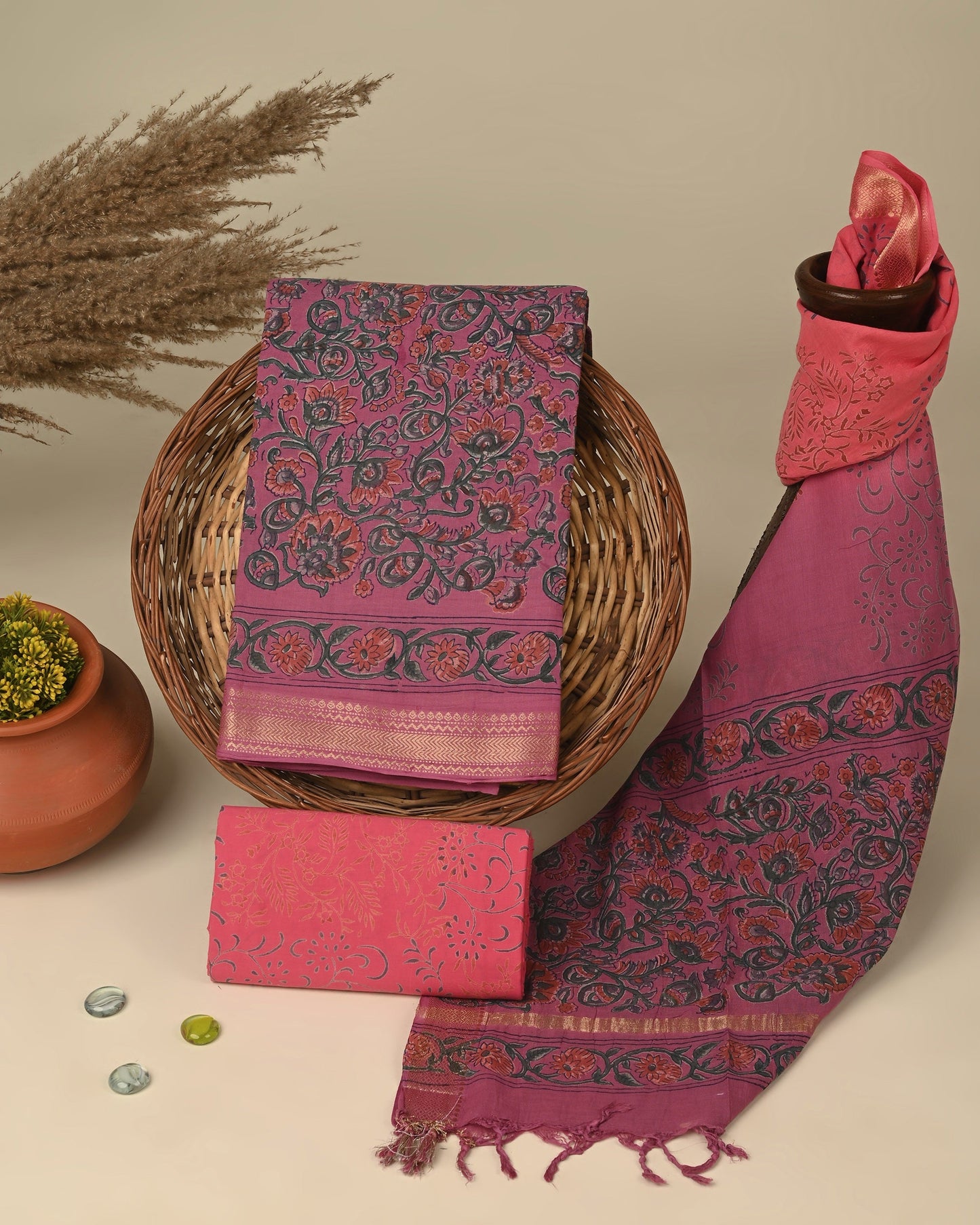 SOUTH COTTON SUITS (MANGALGIRI)