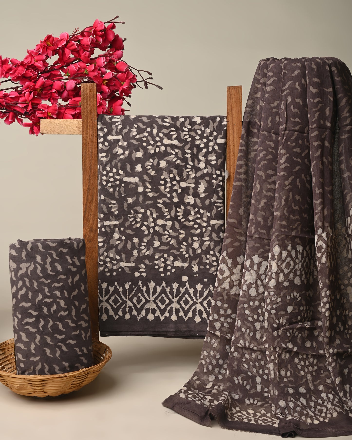 CHIFFON DUPATTA COTTON SUIT