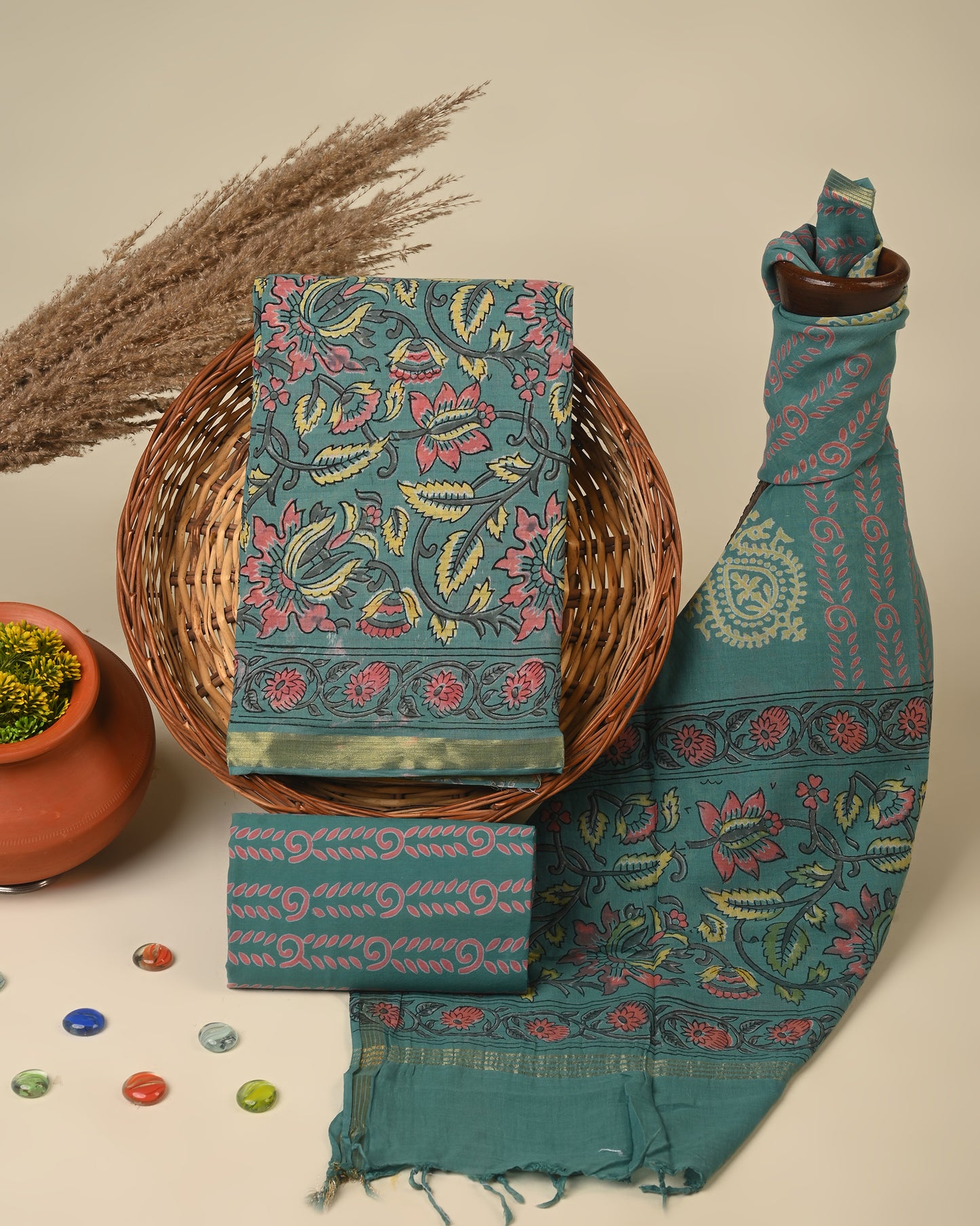 SOUTH COTTON SUITS (MANGALGIRI)